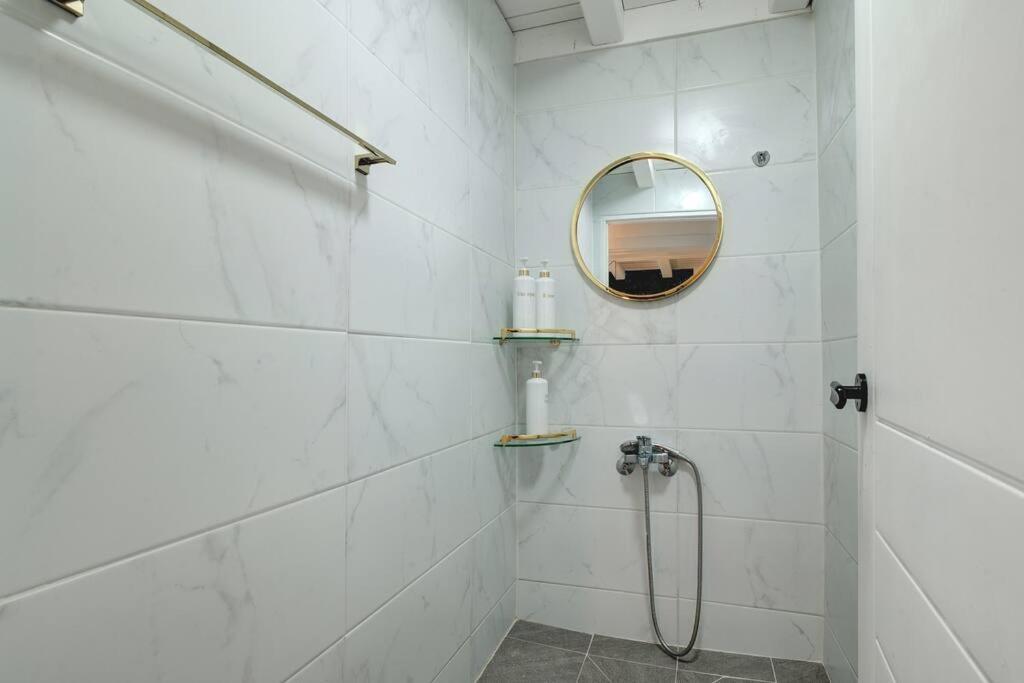 Hongdae 4Bed Room House Seul Esterno foto